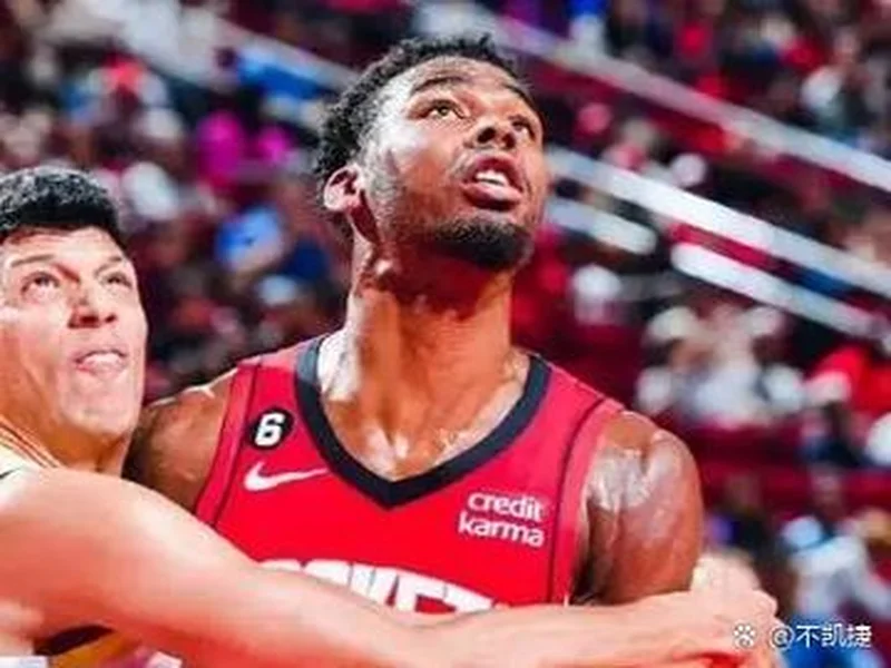 电讯报：纽卡有意引进小将斯密特，该球员非常乐意在一月加盟